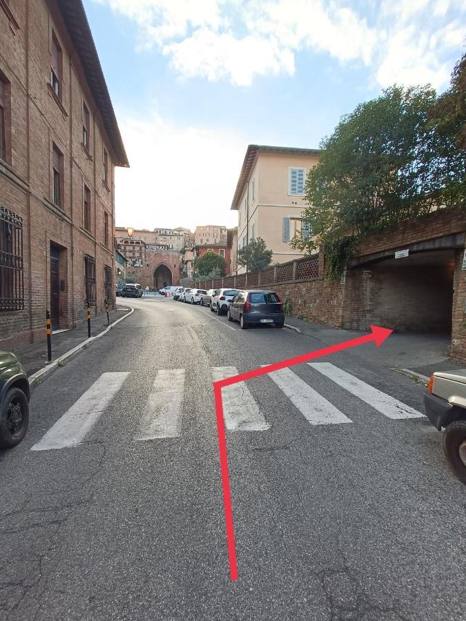 Firsthouse - Nel Centro Storico Con Parcheggio Gratuito Διαμέρισμα Σιένα Εξωτερικό φωτογραφία
